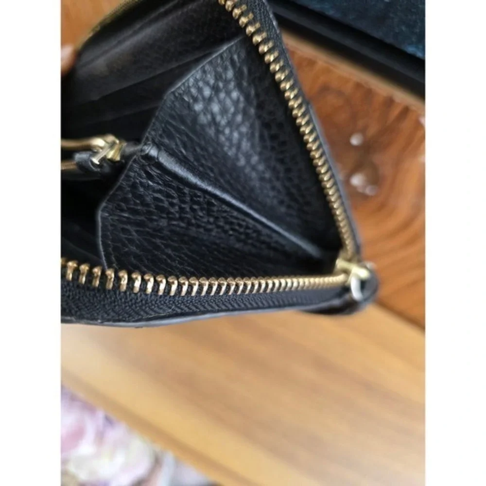 Tory Burch Bombe T Zip Wallet Continental Black Pebbled Leather